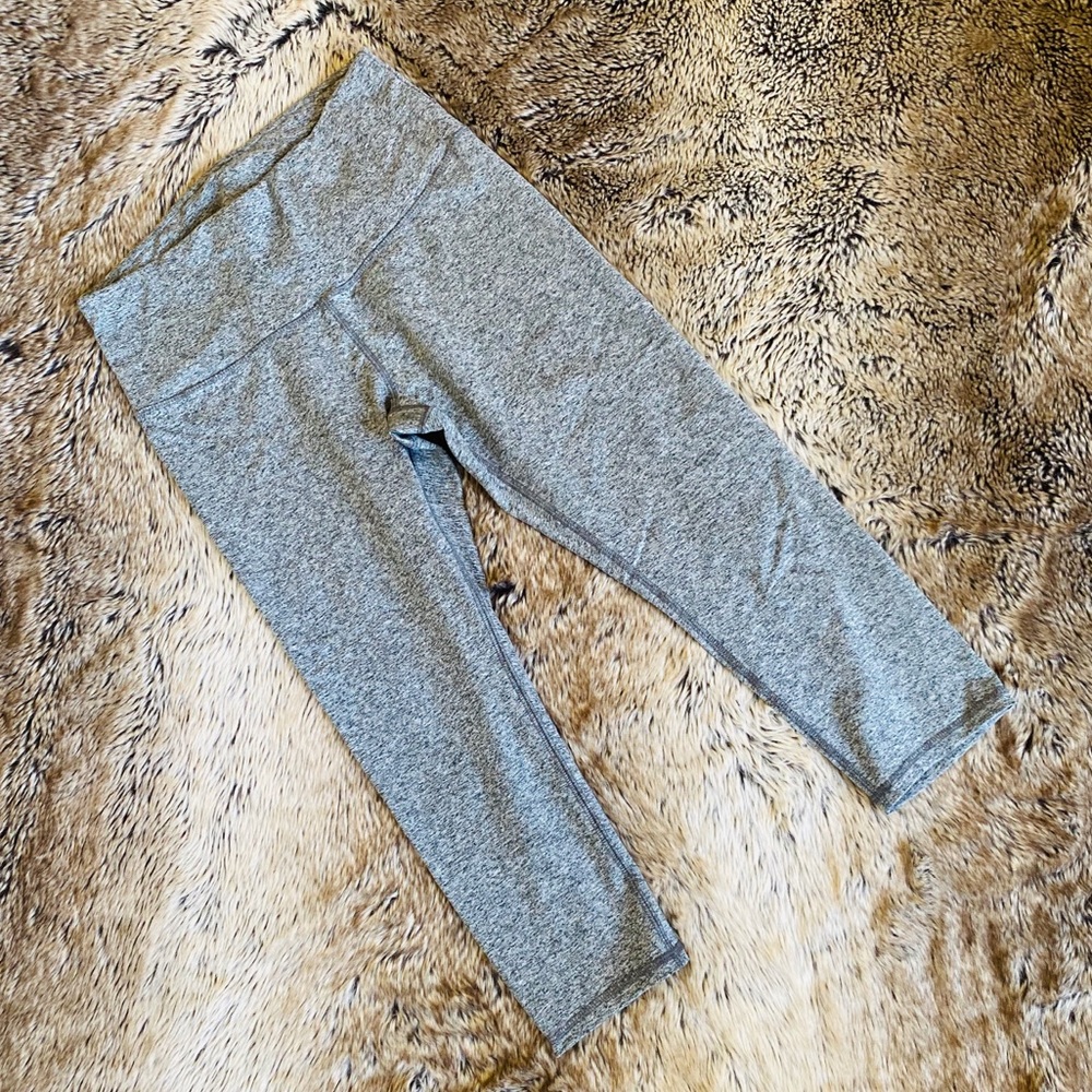 RBK Cropped Workout Leggings